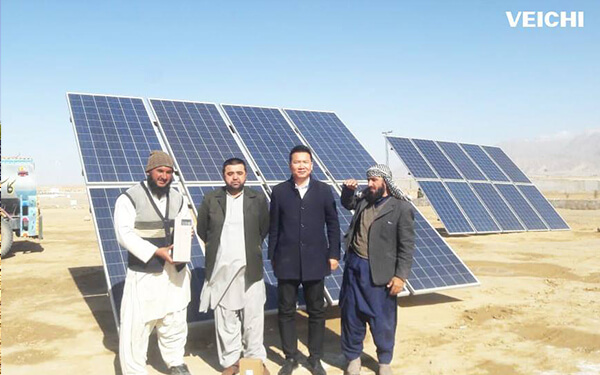 Inversor de bomba de agua solar de 7,5 kW en Pakistán