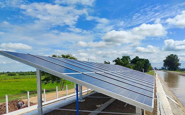 Inversor de bomba de agua solar de 2,2 kW en Kolkata, India